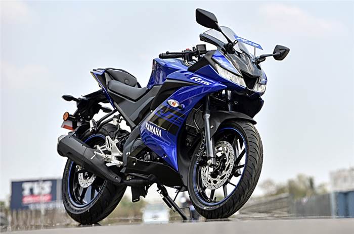 Yamaha R15 V3